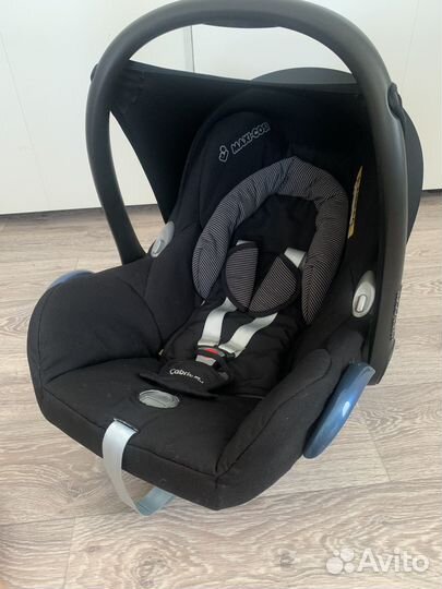 Автолюлька maxi cosi cabriofix