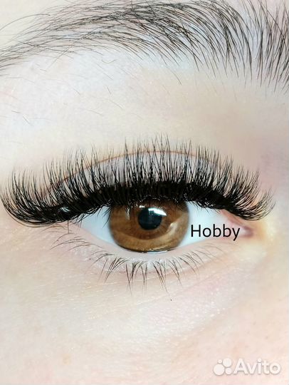 Объёмное наращивание ресниц