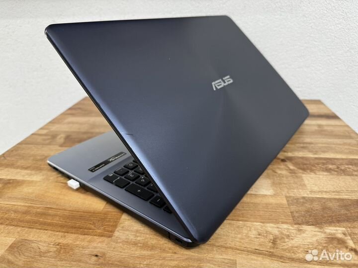 Монстр Asus FHD i3-8130 12Gb MX130 SSD128+240+1000