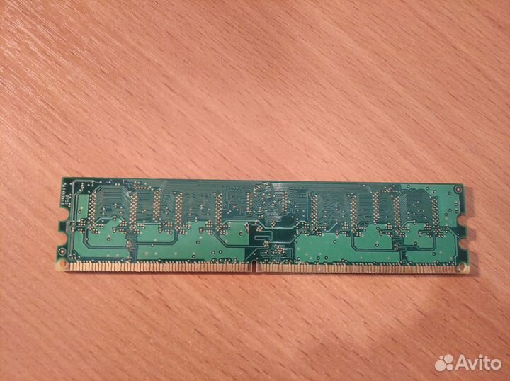 Оперативная память Samsung 1Gb 1Rx8 (DDR2, 667Mhz)