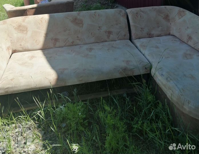 Угловой диван