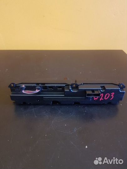 Блок кнопок центральной консоли Mercedes-Benz