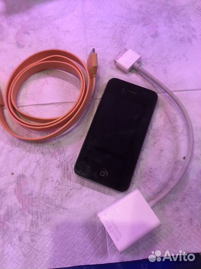 iPhone 4S, 16 ГБ