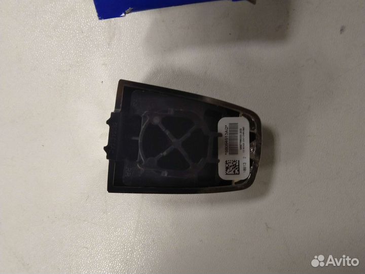 Chrysler 300 2011-2016 вставка ручки двери внешней