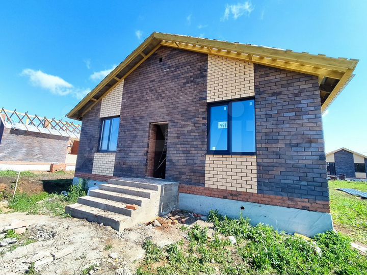 Коттедж 90 м² на участке 6 сот.