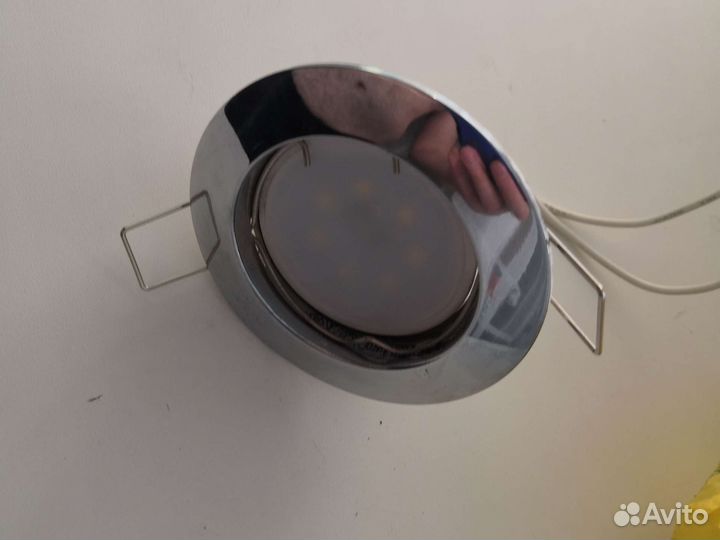 Светильник встраиваемый