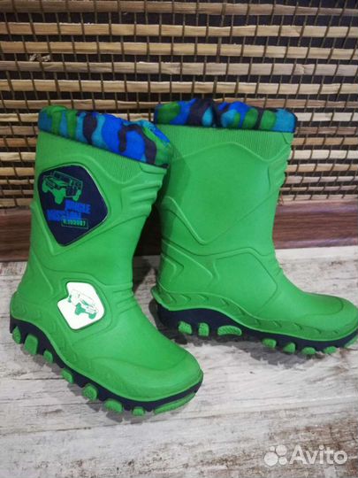 Резиновые сапоги 24