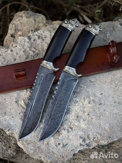 Нож из дамасской стали