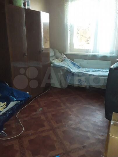 Комната 42 м² в 3-к., 9/9 эт.