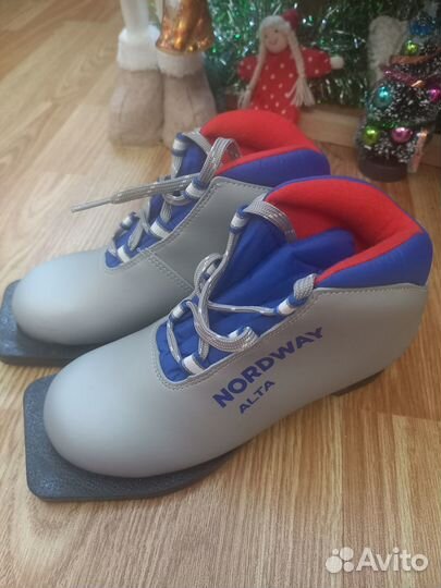 Ботинки лыжные детские 32 р. Nordway