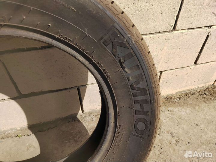 Kumho Touring 793 215/65 R16