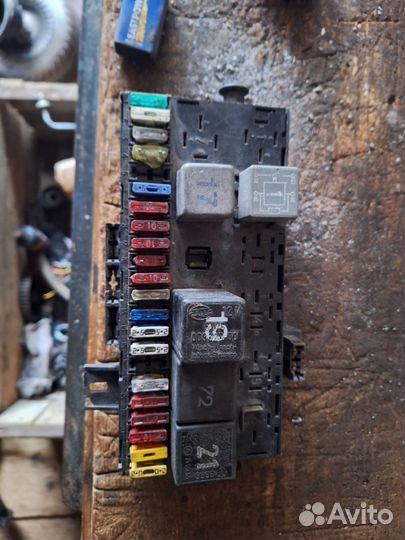 Блок предохранителей vw
