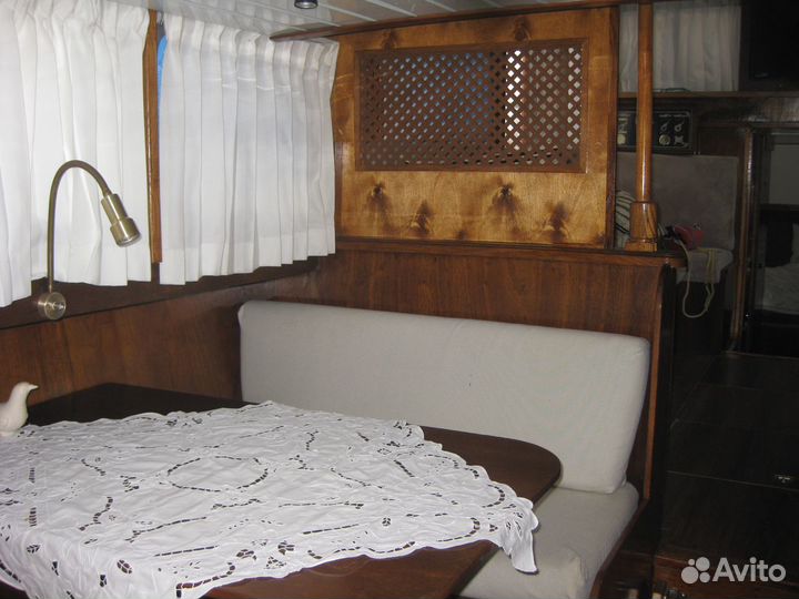 Голландская яхта