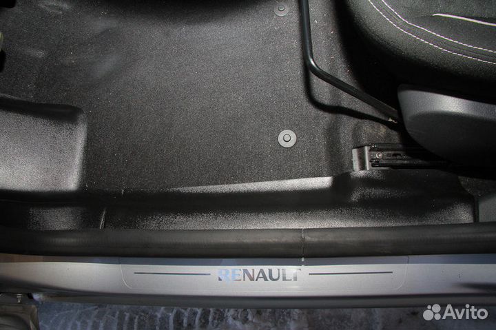 Накладки Рено Сандеро 2 на ковролин передние