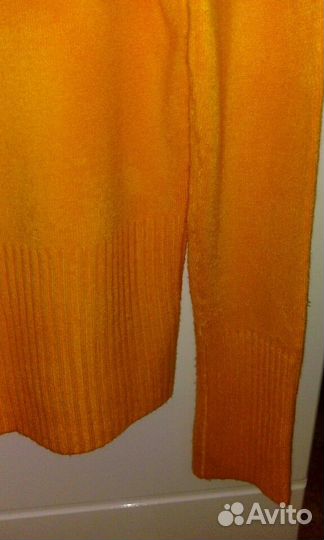 Свитер-водолазка