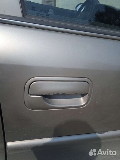 Ручка двери правая Opel Vectra b Опель вектра б