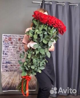 33, 51 и 101 роза высотой до 140 см