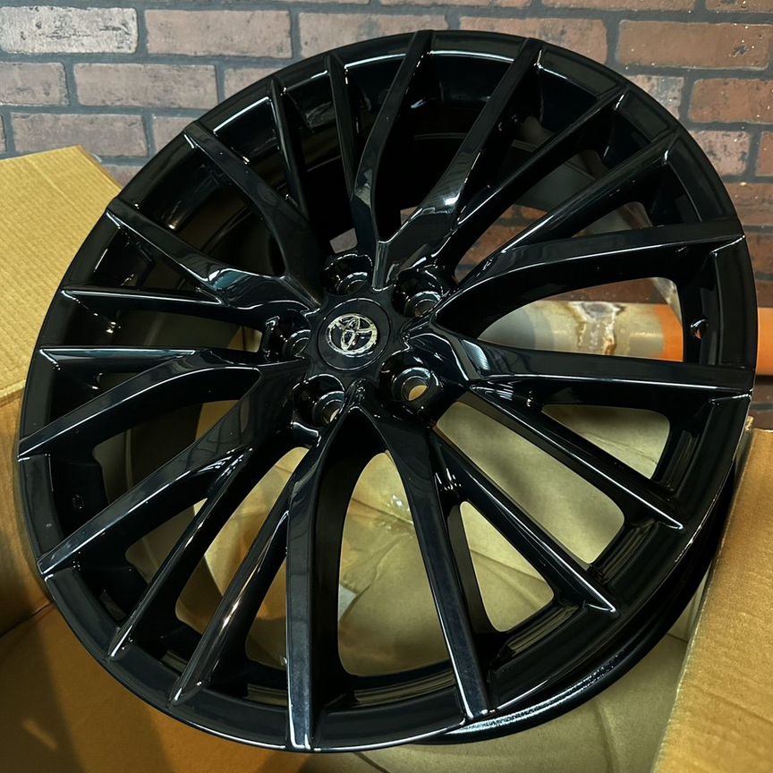Литые диски Lexus 8×R19 5×114.3