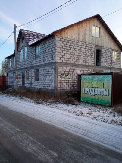 Дом 600 м² на участке 8 сот.