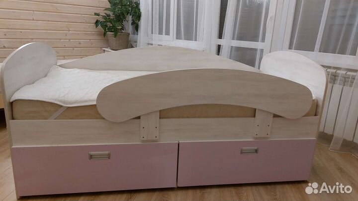 Кровать детская с ортопедическим матрасом