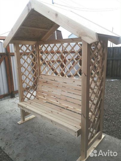 Мини беседка, диван с крышей