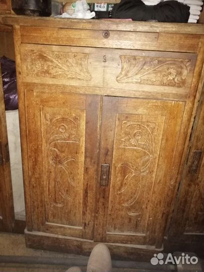 Старинный буфет