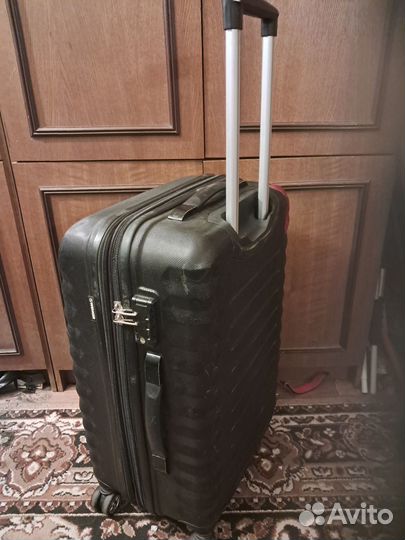 Чемодан на 4 колесах большой(М+),с расширением,пла