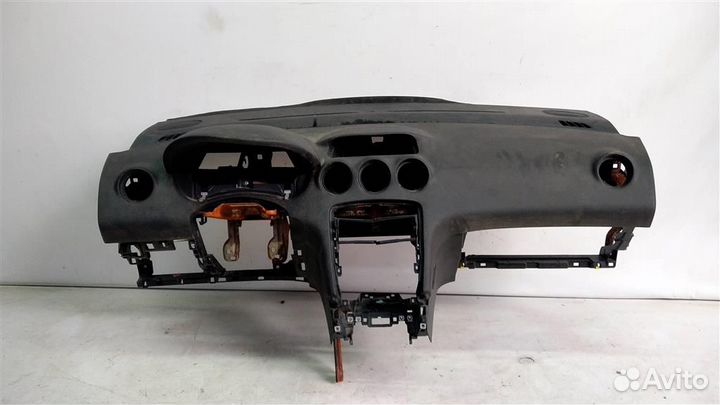 Торпедо Peugeot 308