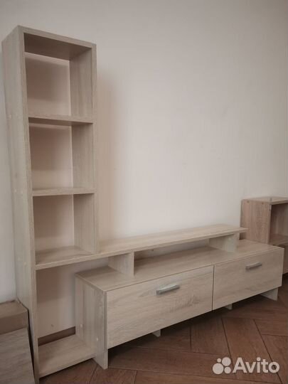 Тумба под телевизор (новая)