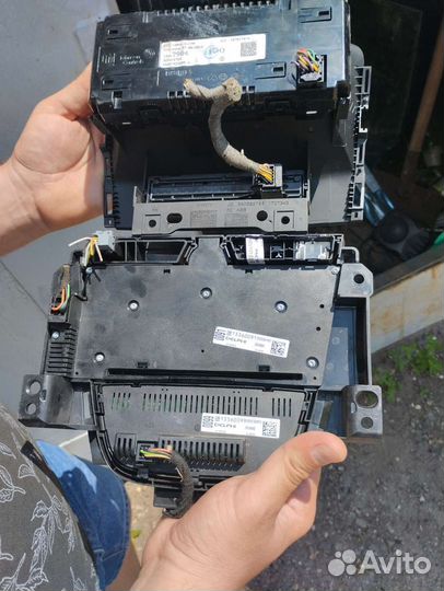 Головное устройства опель астра j и форд фокус 3