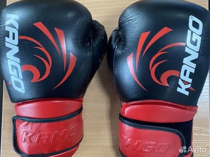 Боксерские перчатки 12 oz