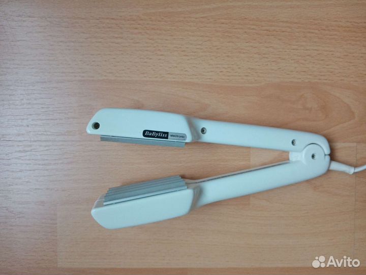 Плойка babyliss для волос (гофре)