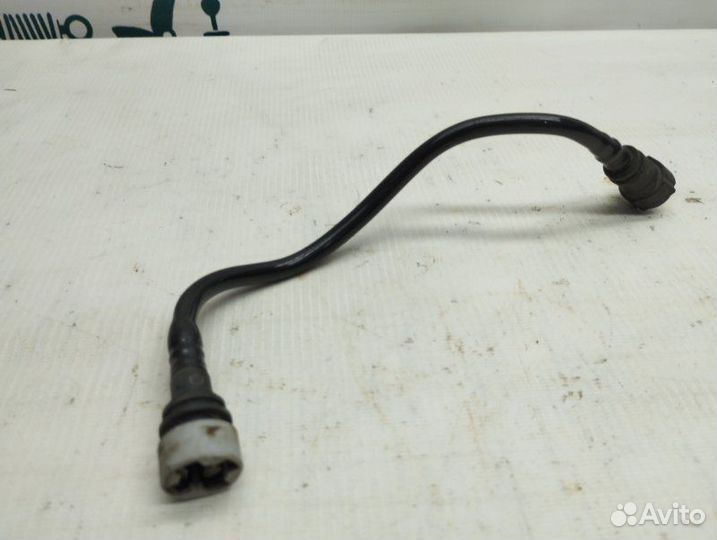 Трубка сцепления Ford Focus хэтчбек 2010