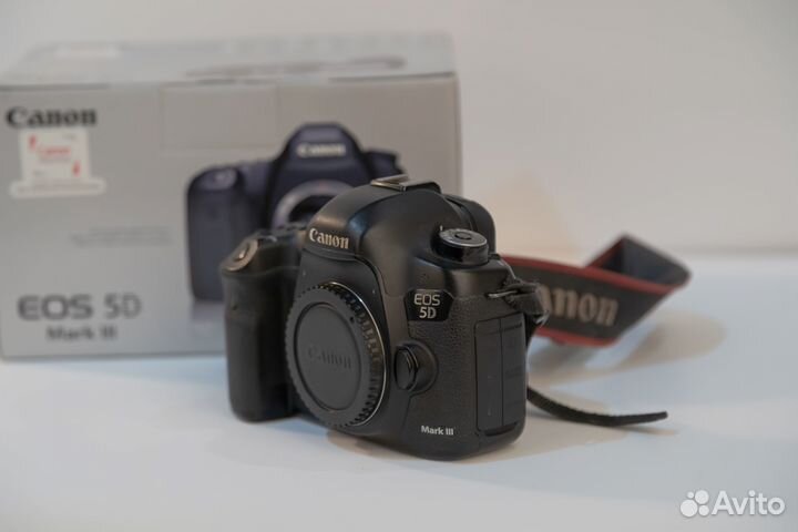 Canon 5D mark III body