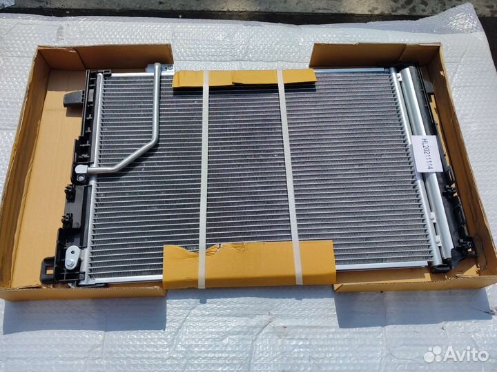 Радиатор кондиционера w204