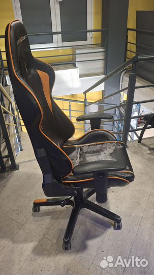 Игровое кресло DXRacer Formula