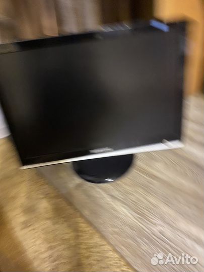 Монитор Samsung