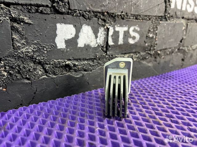 Реостат печки Nissan X-Trail NT31-106173 MR20DE