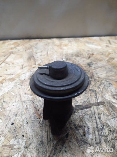 Клапан EGR Chrysler Voyager минивэн 2.5 ENJ 2003