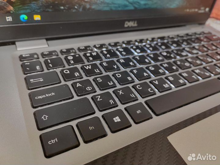 Ноутбук Dell с процессором Core i5-10 для учебы