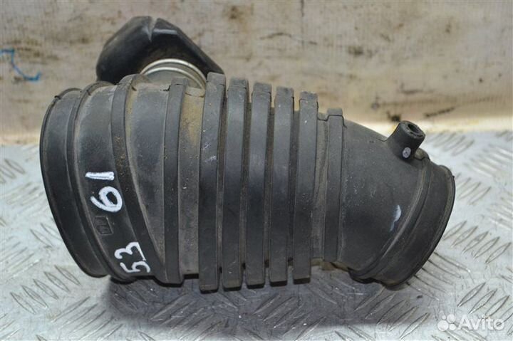 Патрубок воздушного фильтра Mitsubishi L200 K76T