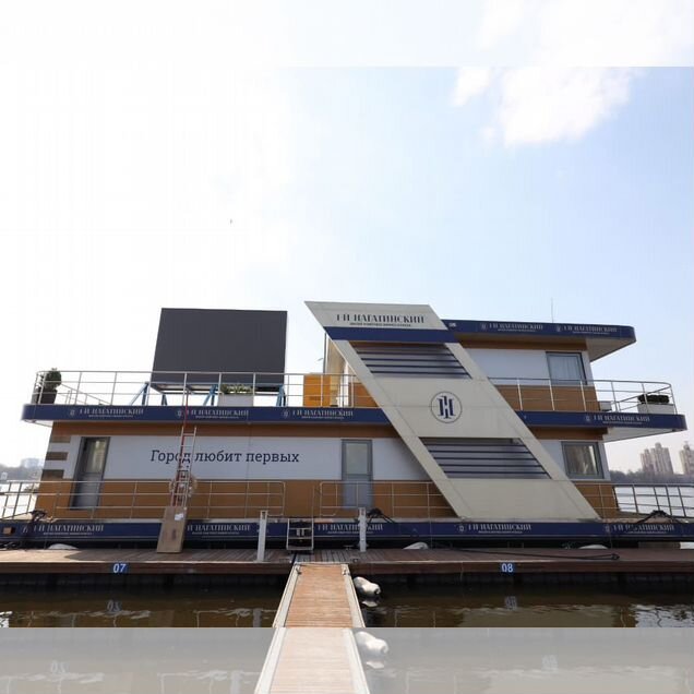 Моторная яхта Houseboat.ru Heliboat 209