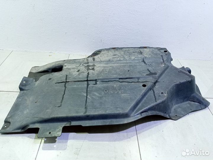 Защита бензобака 51713400040