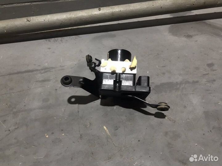 Блок ABS Ford Fusion хетчбек 1 2006