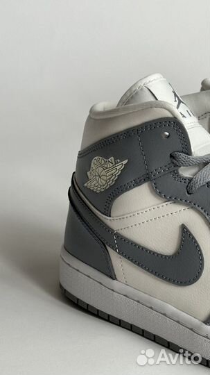 Кроссовки Nike Air Jordan 1 Mid BQ6472-115