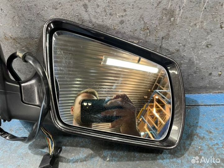 Зеркало правое Audi A6 C6