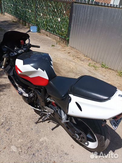 Honda cbr 919 rr