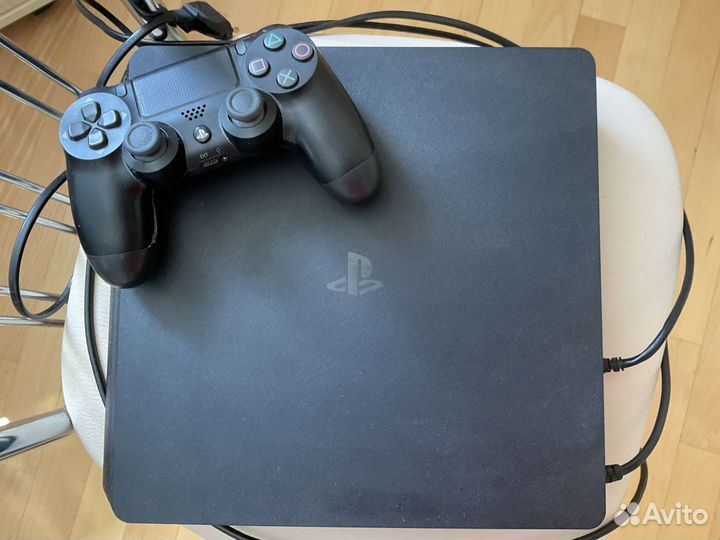 Sony PlayStation 4 Slim 1tb