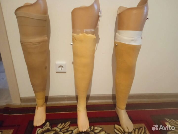 Протез левой ноги