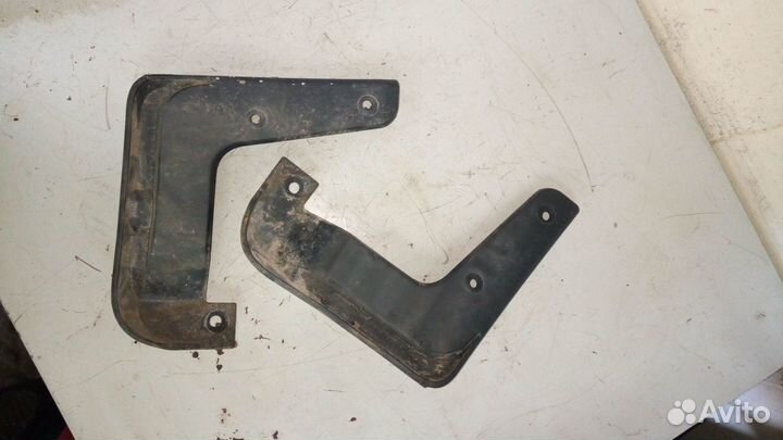 Hyundai Solaris 2 передние брызговики